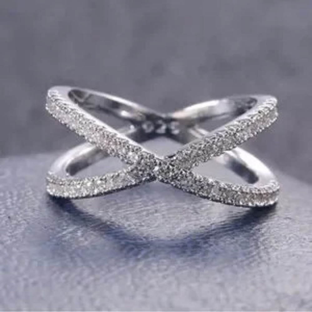Cross Elegant?Cubic Zircon Ring size?6, 8